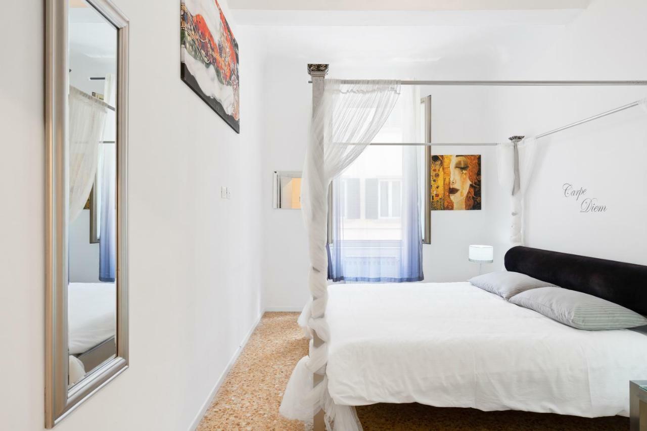 Carpe Diem Arno Apartment Florencja Zewnętrze zdjęcie